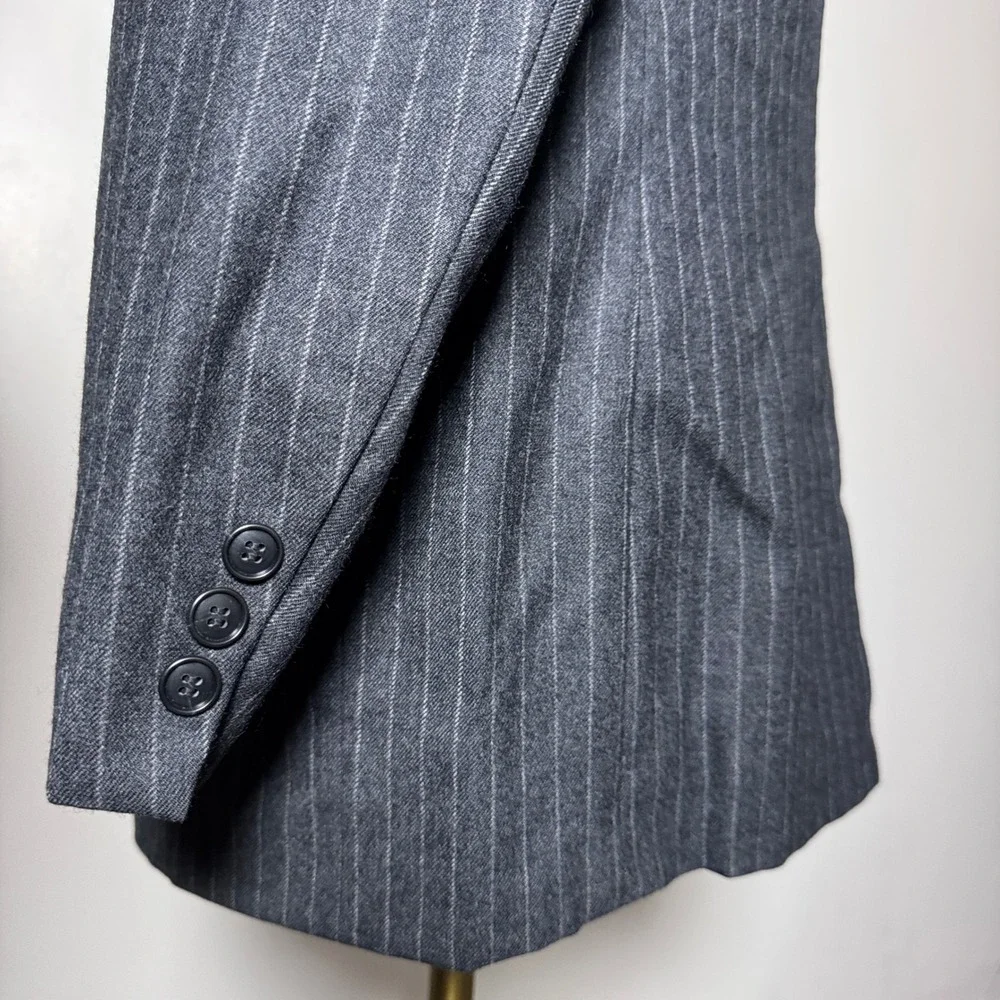 Gentlemen's Wear House 3-Piece Suit Mens 40R W33 Gray Pinstripe Wool USA Made